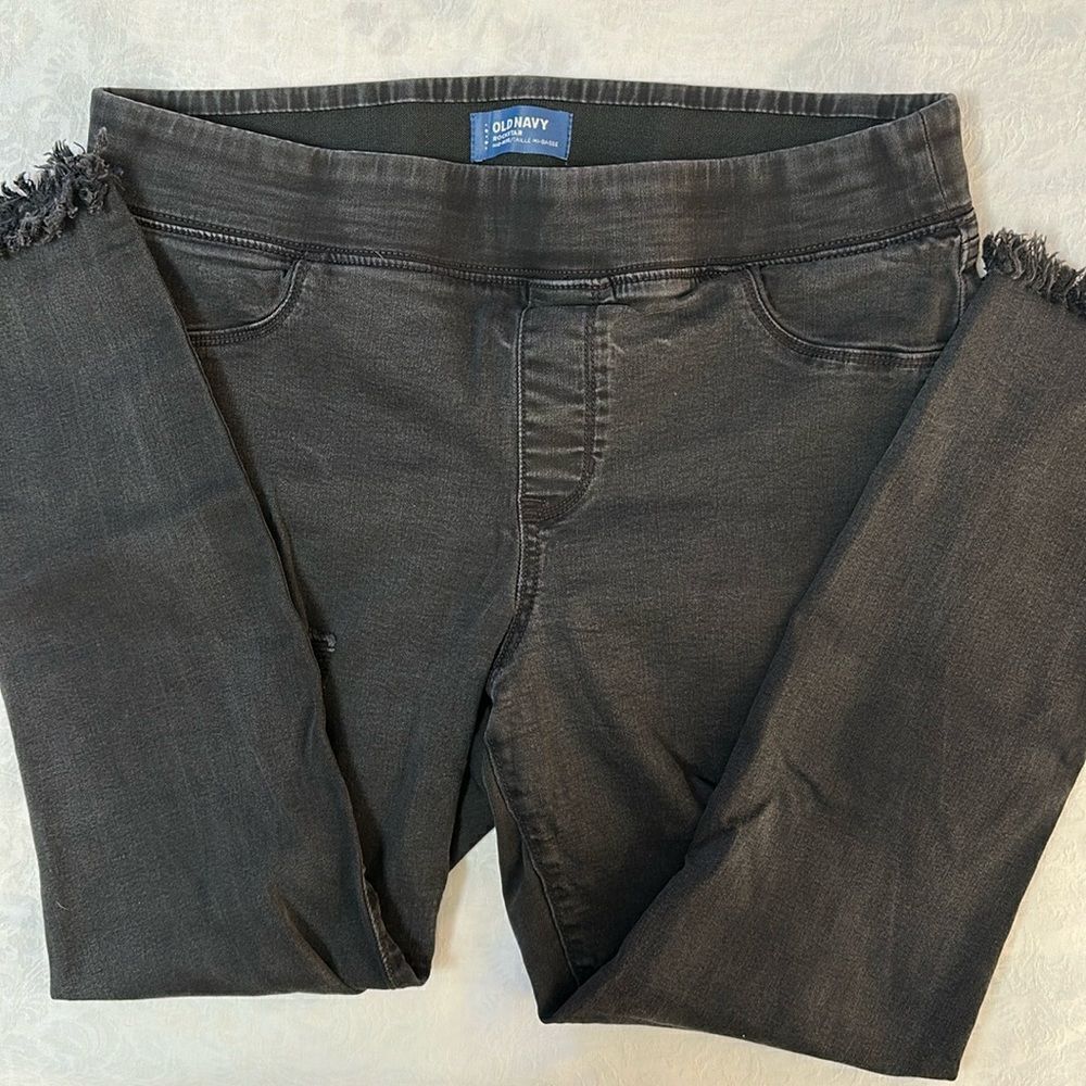 Old Navy Black Jeans Jeggings Women’s Size 16 Black Stretch Skinny Mid Rise